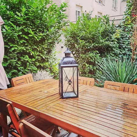 Maison De Avec Terrasse Et Jardin Holiday home